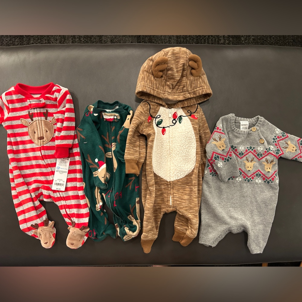 Carter’s Newborn Christmas outfit bundle